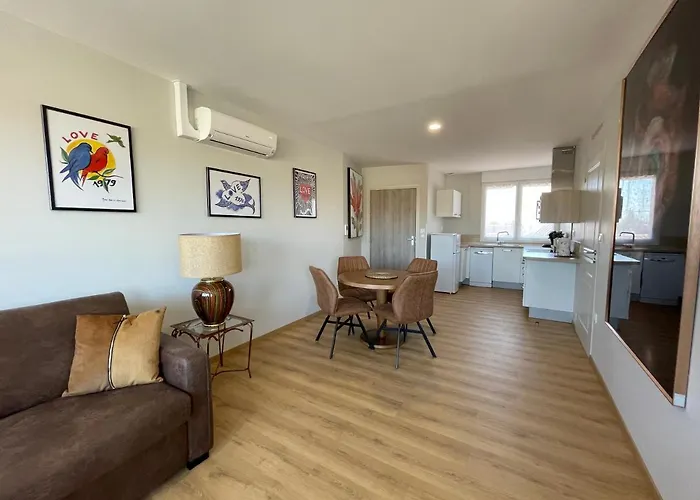 Yves Saint Laurent/ Coco Chanel Albi