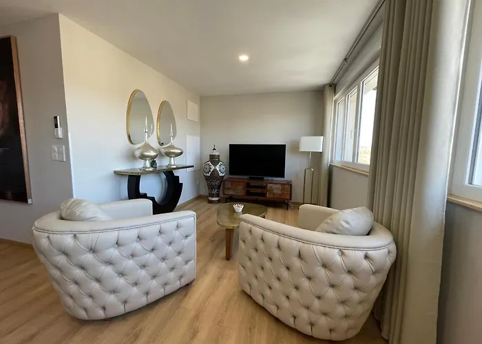 Appartement Yves Saint Laurent/ Coco Chanel