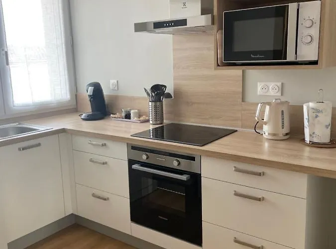 Appartement Yves Saint Laurent/ Coco Chanel