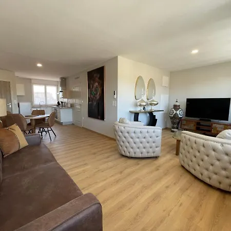 Apartamento Yves Saint Laurent/ Coco Chanel Albi